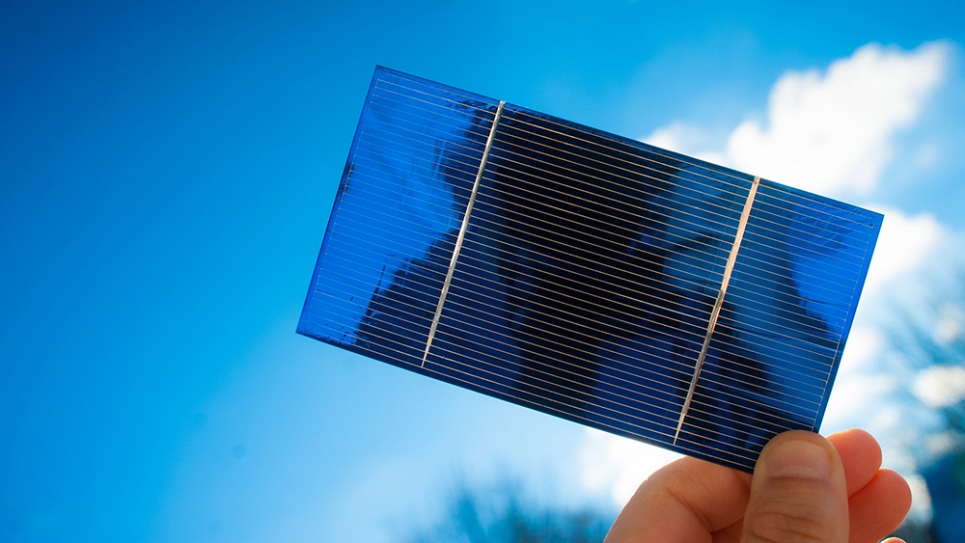 Scientists use machine learning to identify high-performing solar materials